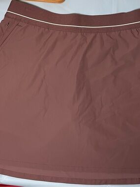 Soybu Womens Athletic Skort  in Dark Brown with White Trim